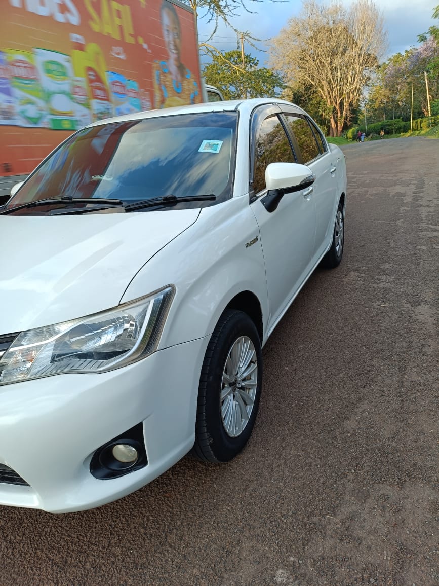White Axio side profile in daylight