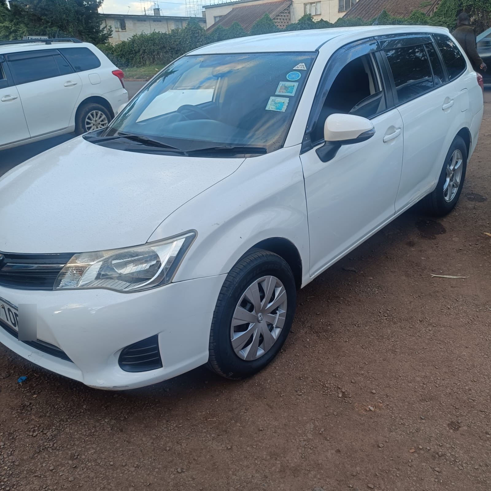 Toyota Corolla Fielder Hybrid — White
